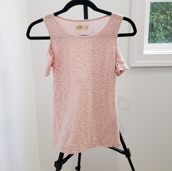 HOLLISTER Size Small Top - Picture 2 of 6